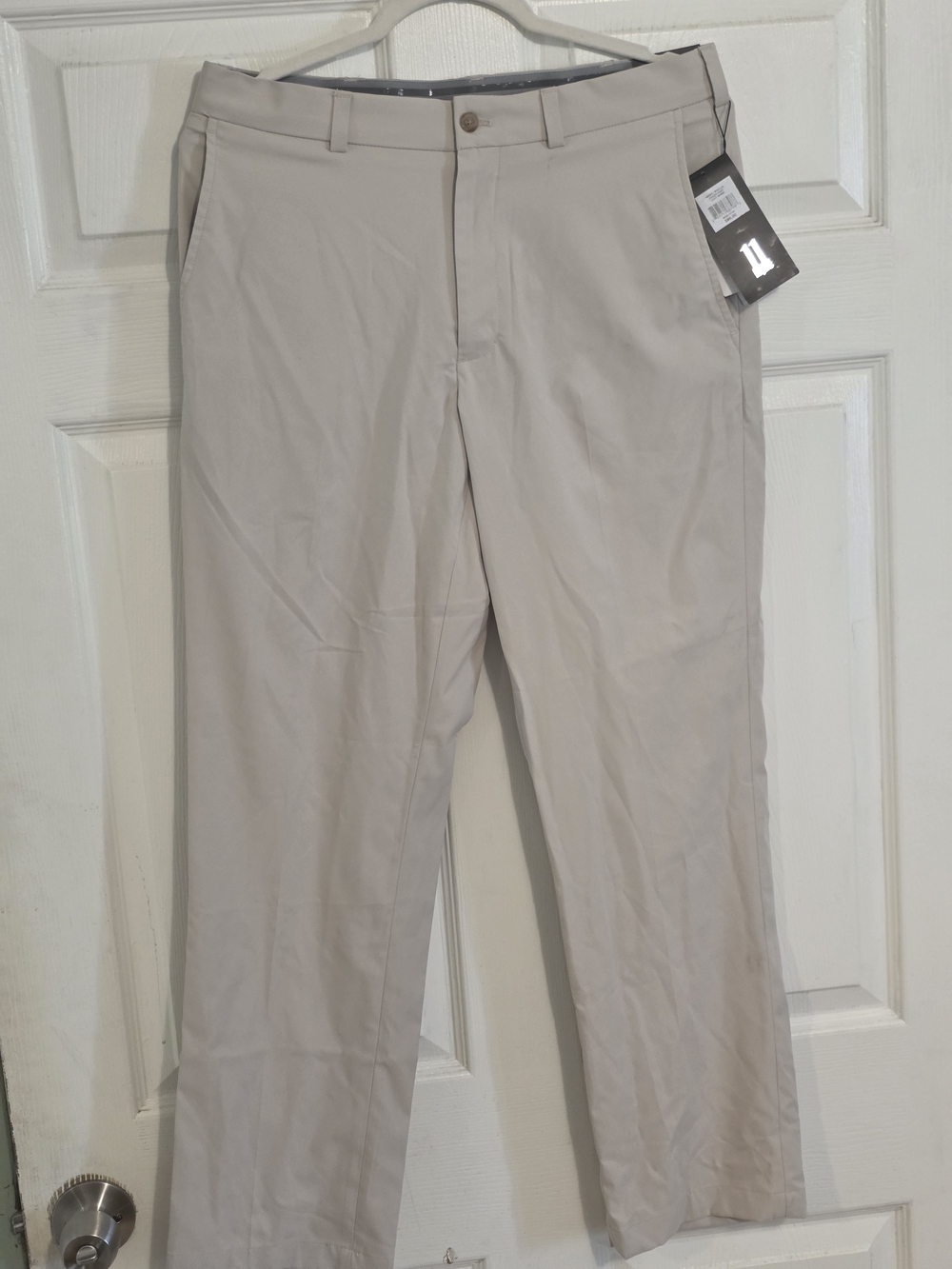 Walter Hagen Men's Chino Pants in Light Tan 32/30